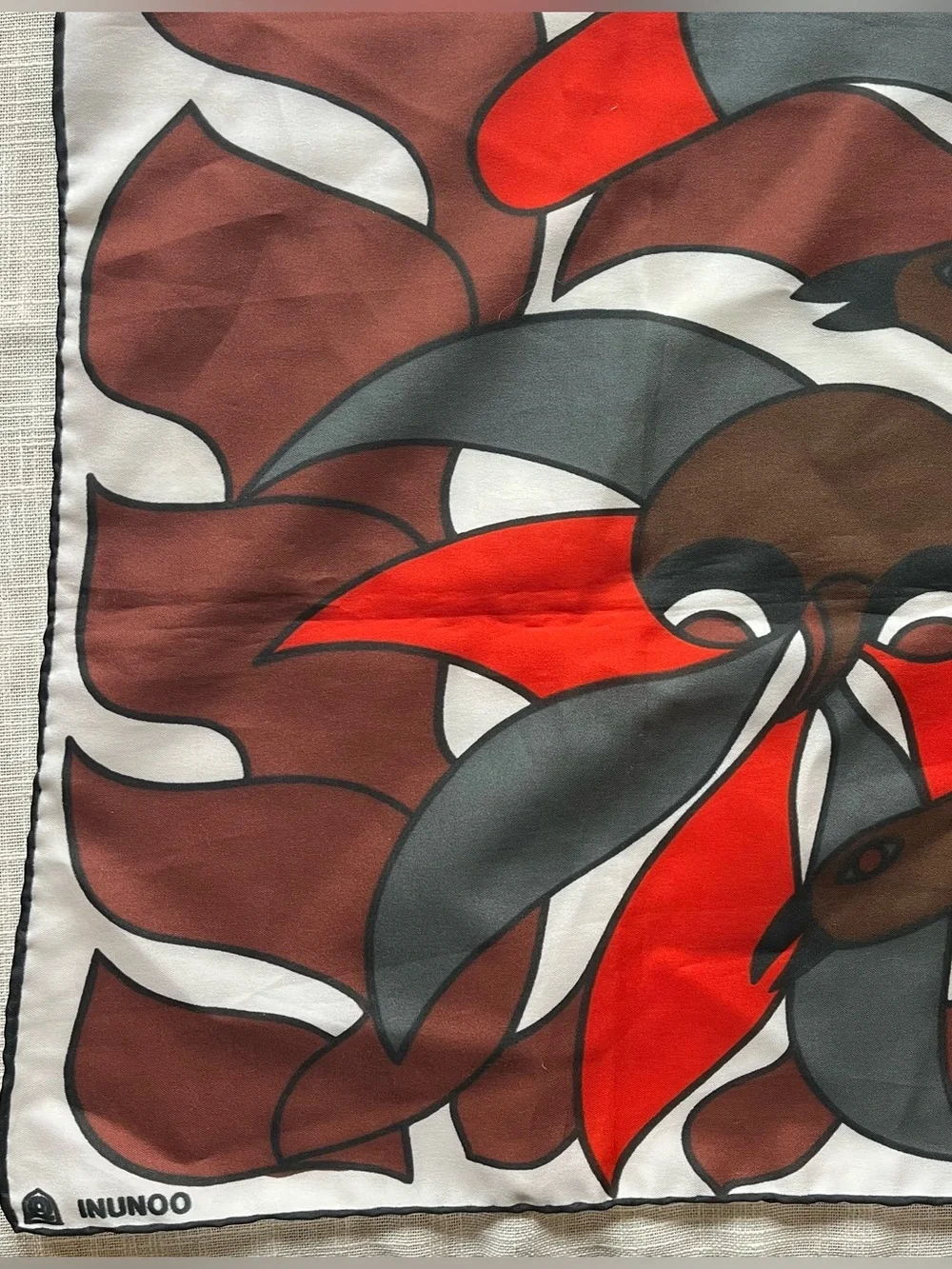 Inunoo vintage scarf